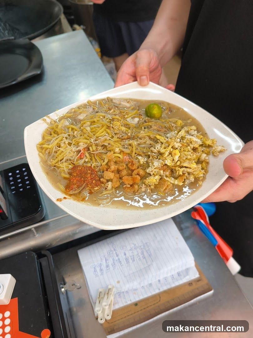 Noodles with Toppings