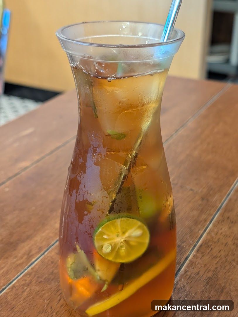 Iced Tea with Lime and Mint