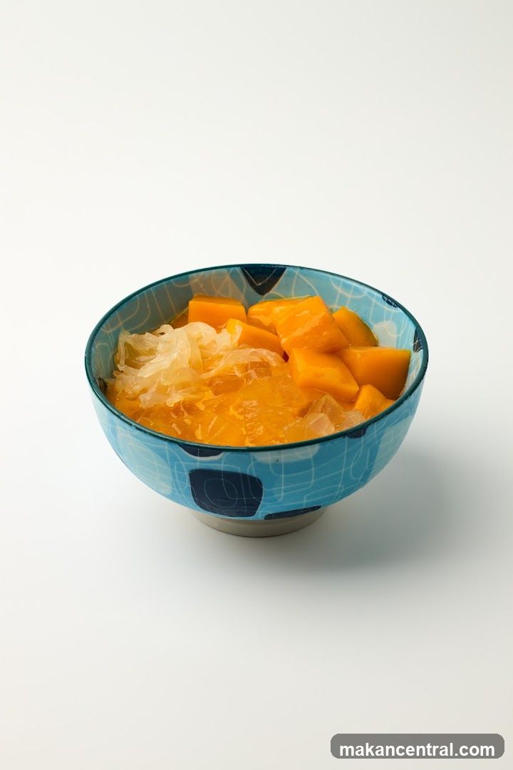 Mango dessert in a bowl