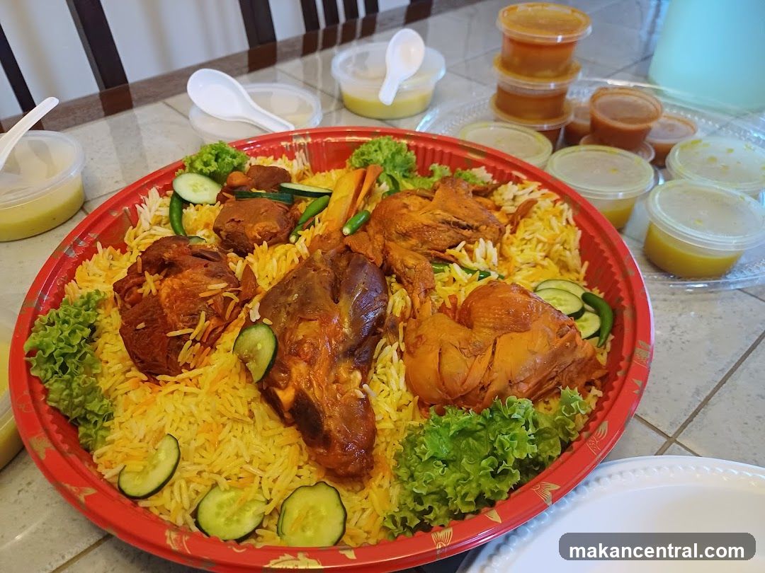 Platter of Rice with Meat and Chicken