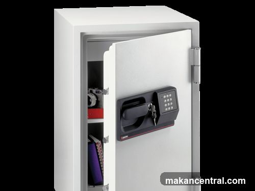 Open Safe with Contents