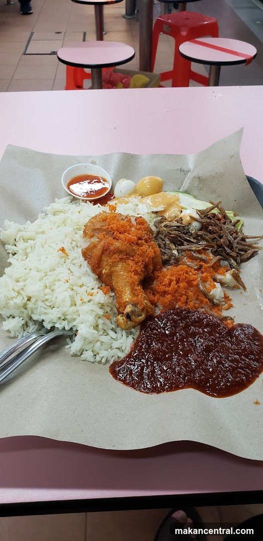 Nasi Lemak and Chicken Rice Hipster