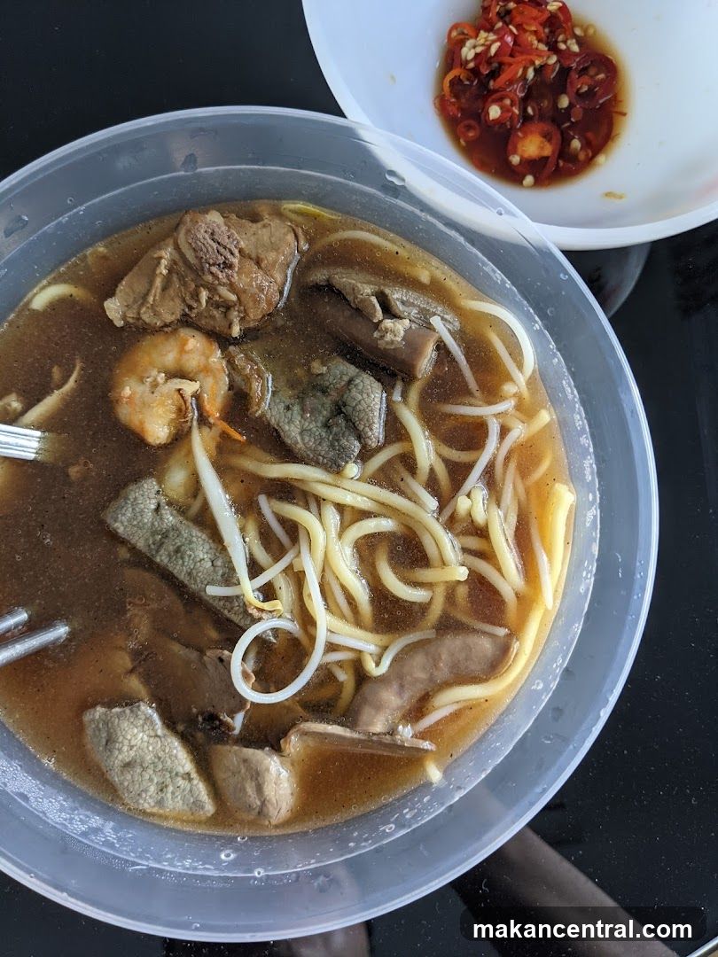 Noodle Soup with Chili Sauce