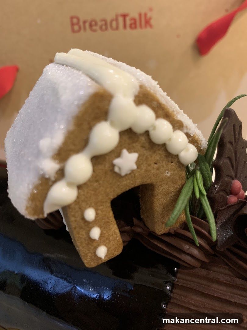 Gingerbread House Decoration