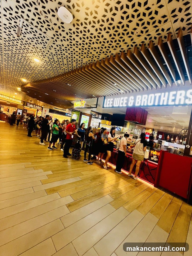 Food court with a long queue