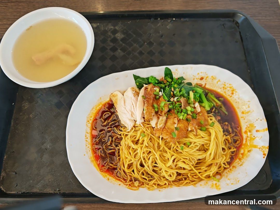 Noodles with Chicken and Soup