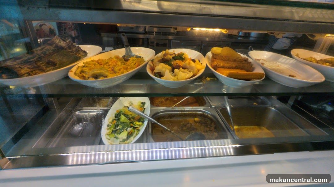 Food display in a restaurant