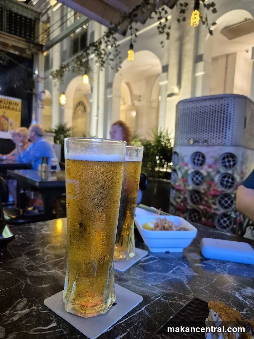 Indoor Bar Setting