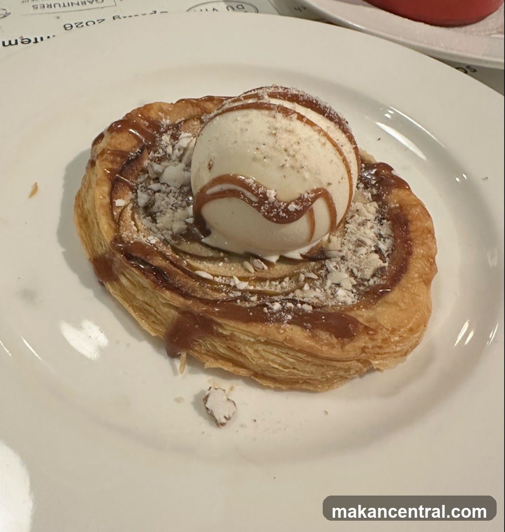 Pastry with Ice Cream