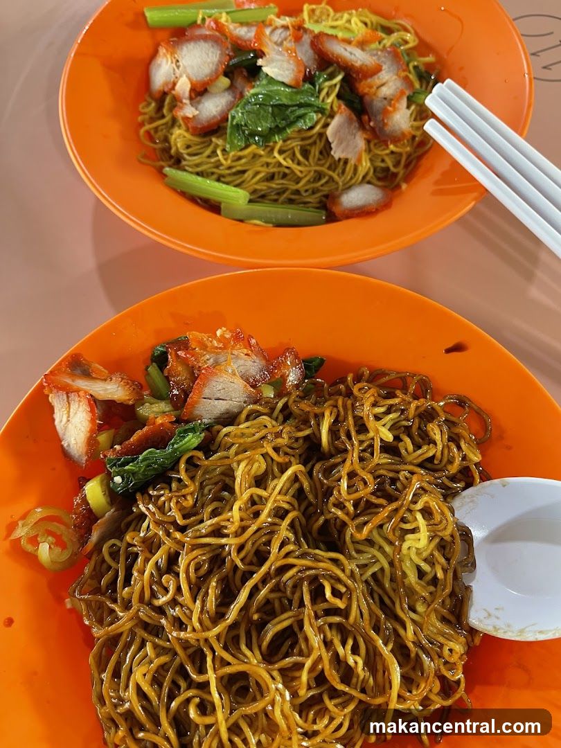 Noodles with roasted pork