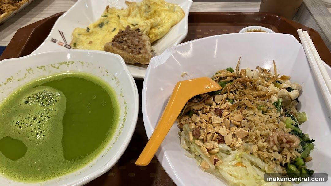 Food served on trays