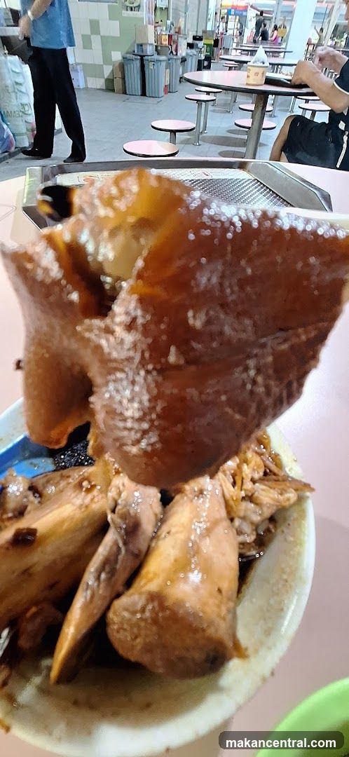Food in a hawker center
