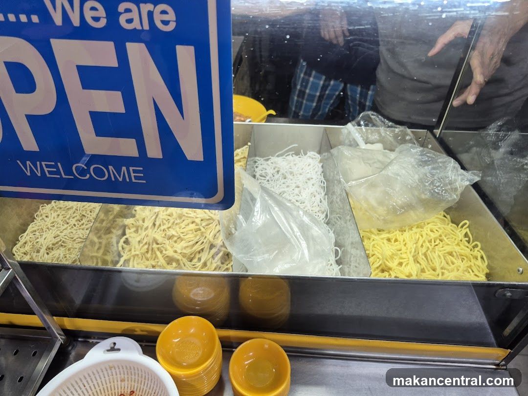 Noodle stall display
