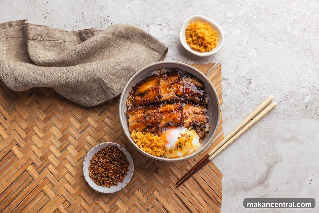 Bento Bowl with Pork and Egg