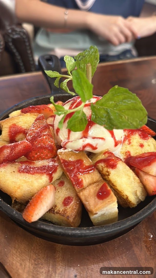 Strawberry French Toast with Ice Cream