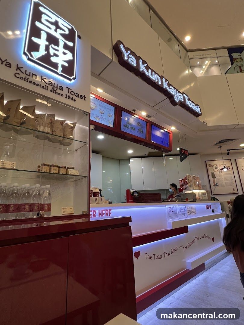 Ya Kun Kaya Toast interior