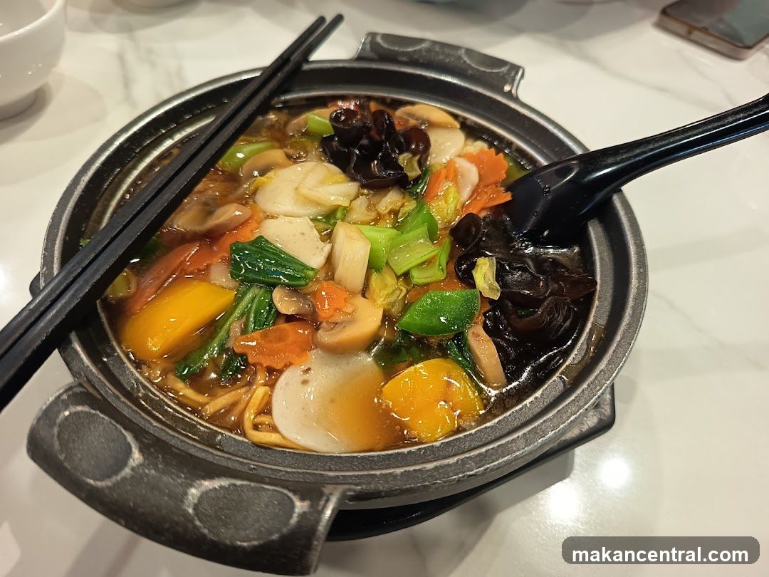 Food dish in a pot