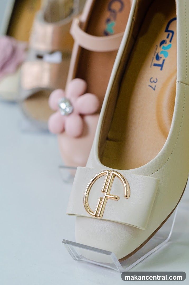 Shoe Display