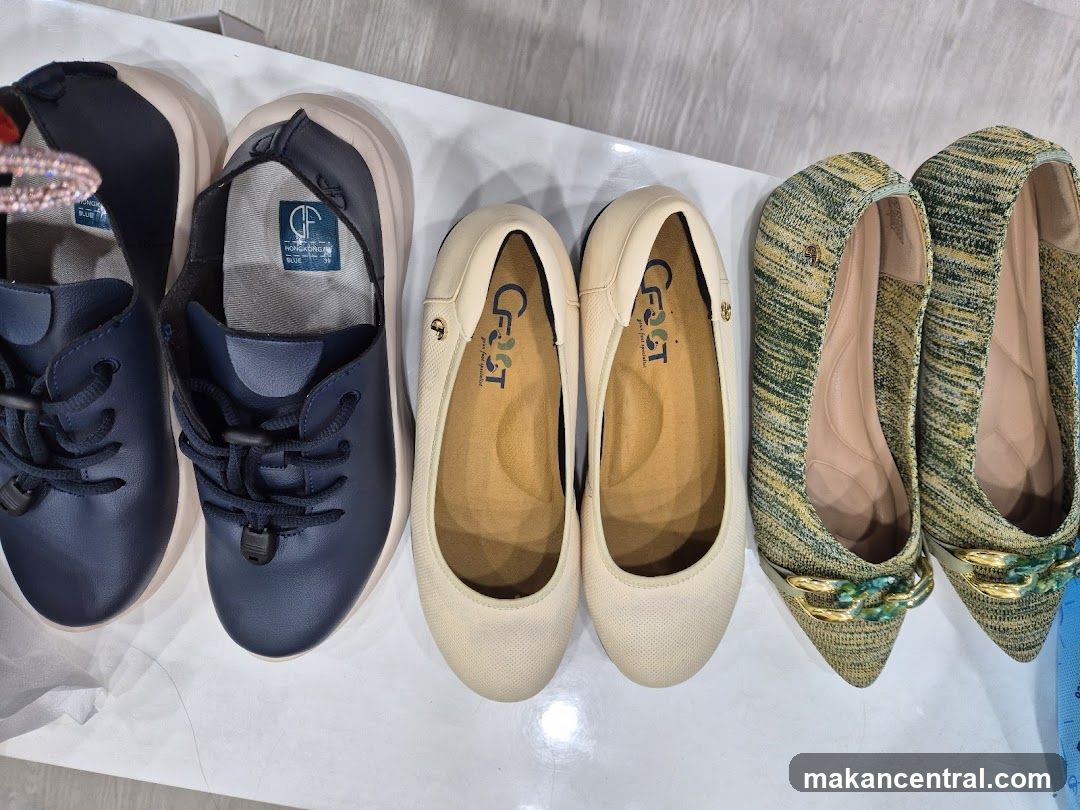 Shoe Display