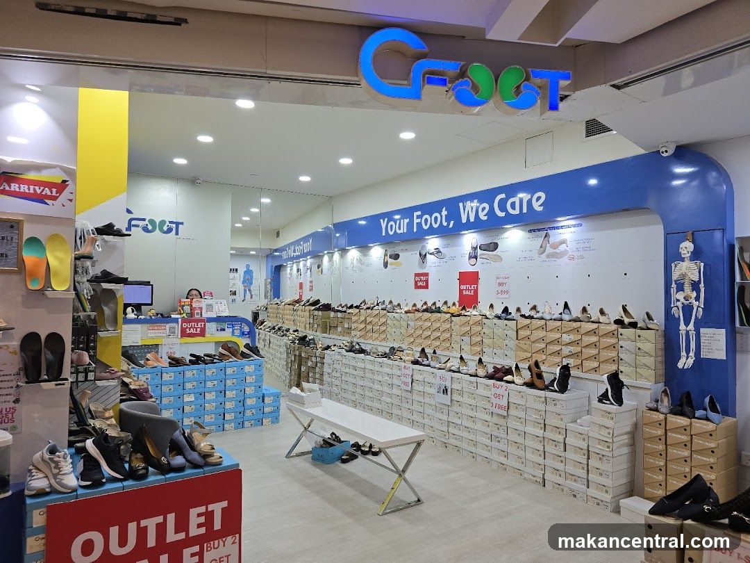 G-FOOT Shoe Store Interior