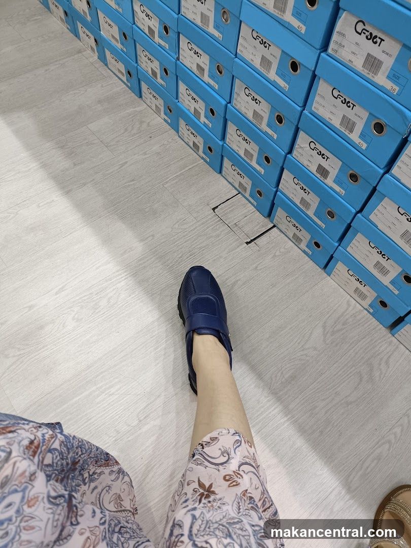 Interior shoe store