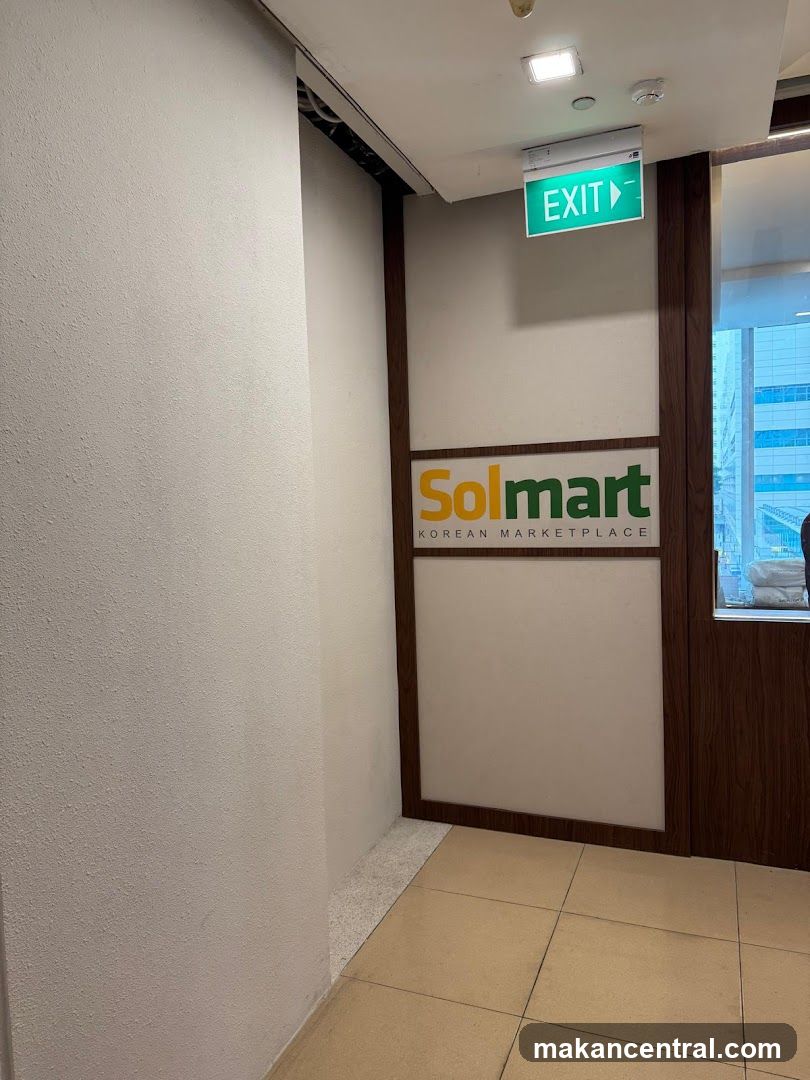 Solmart Korean Marketplace Interior Corridor
