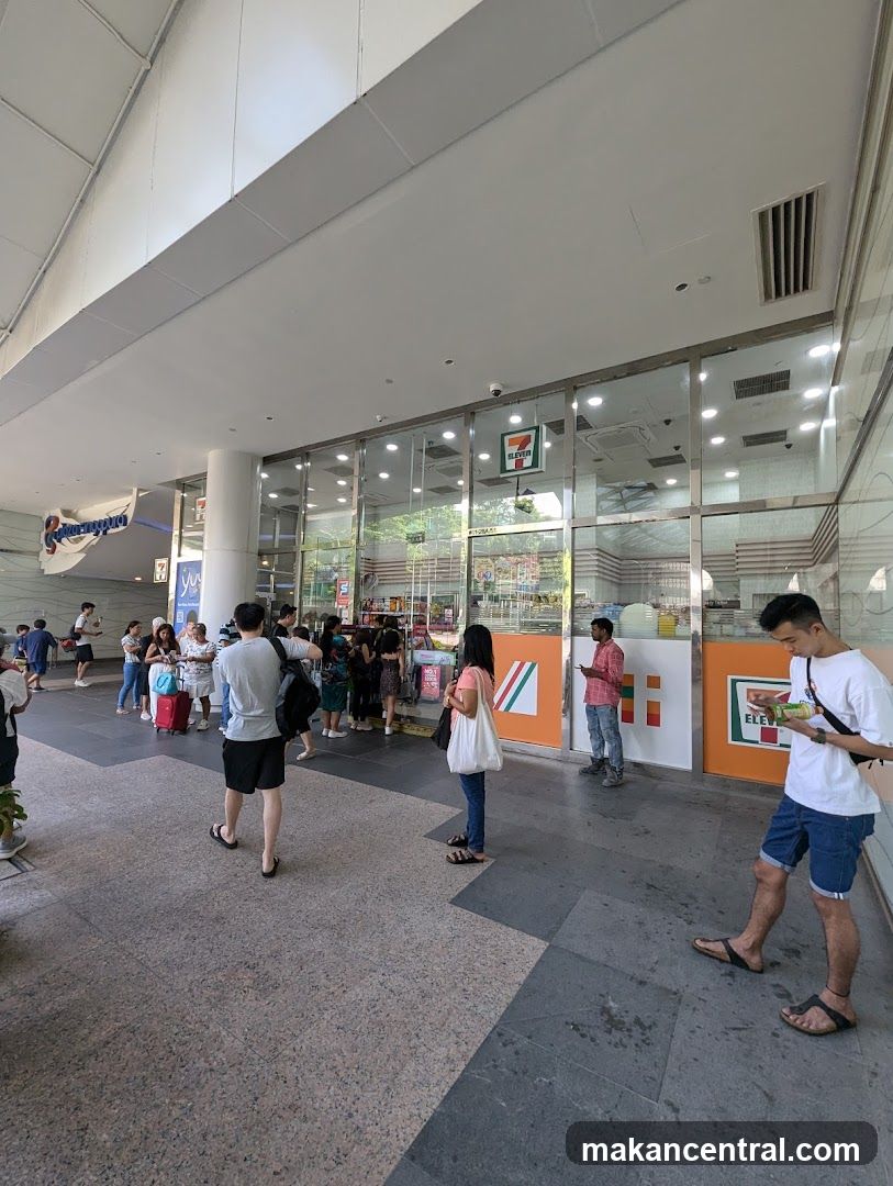 7-Eleven storefront