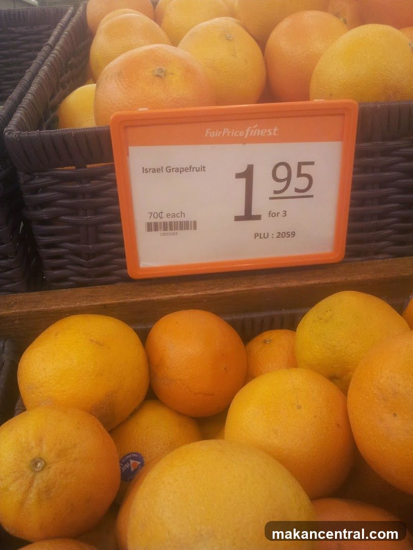 Israel Grapefruit Display