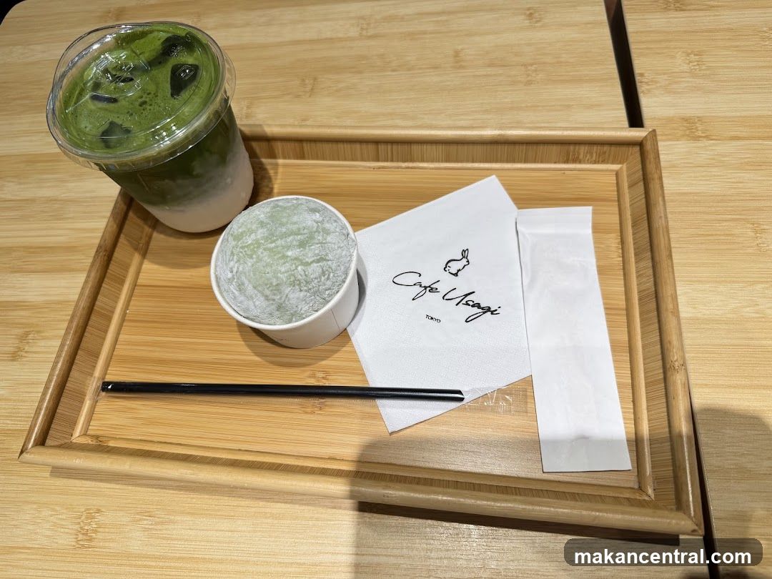 Cafe Usagi Tokyo Interior