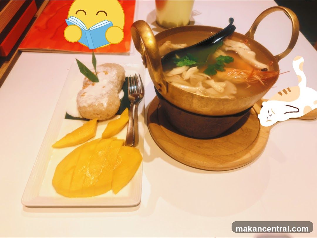 Dinner Plate with Mango and Soup