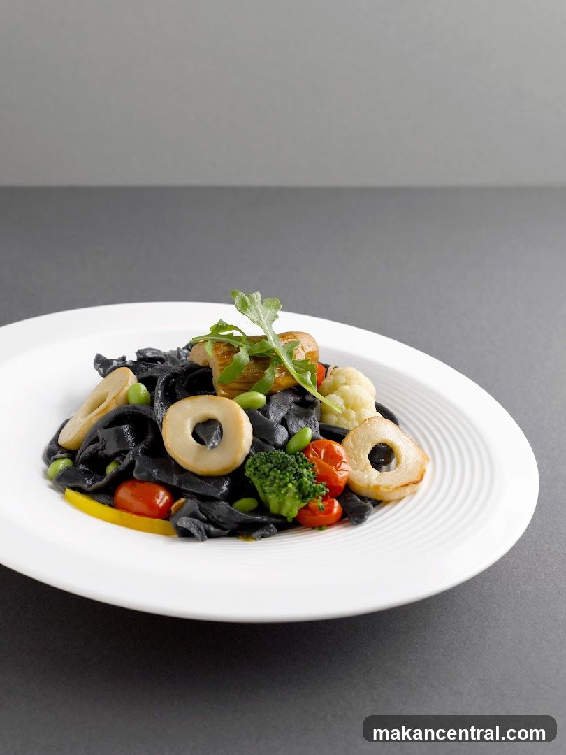 Black pasta dish
