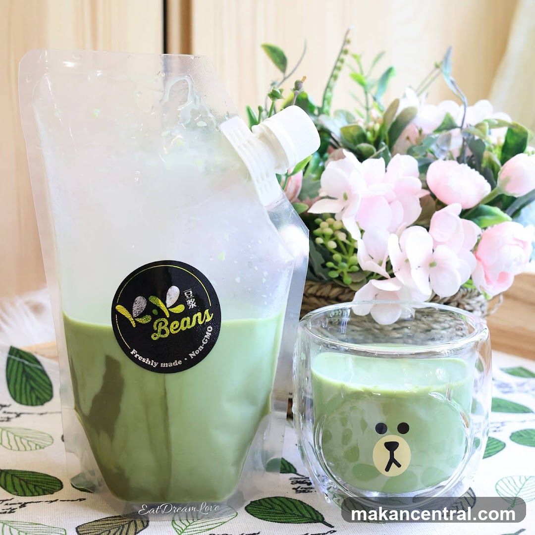 Matcha Drink Display