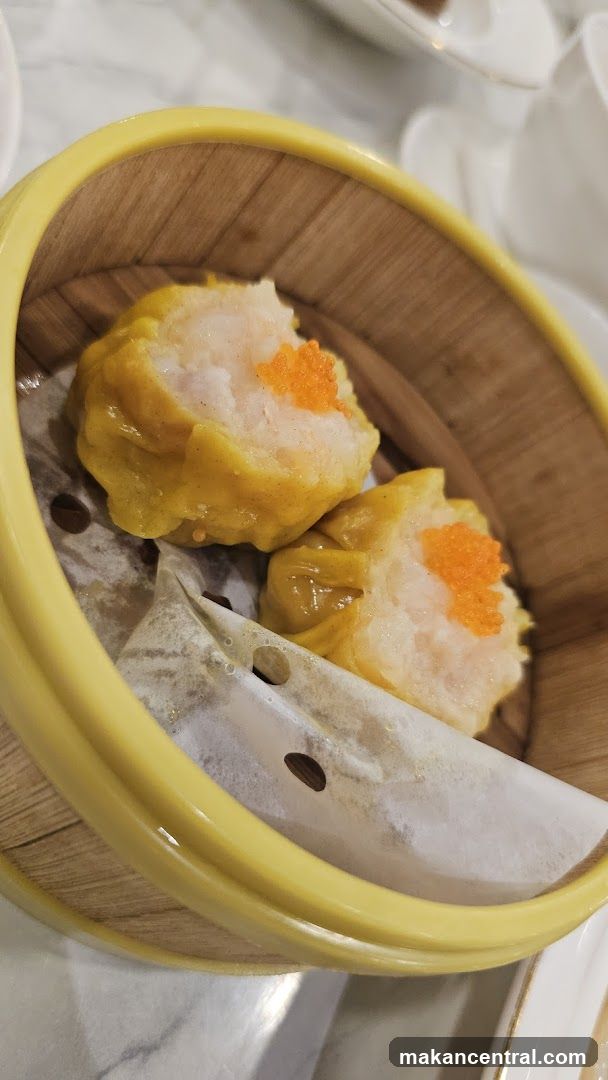 Dim Sum in Bamboo Steamer
