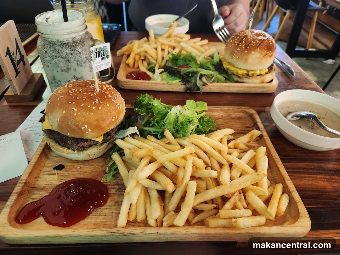 Restaurant Interior Dining Scene