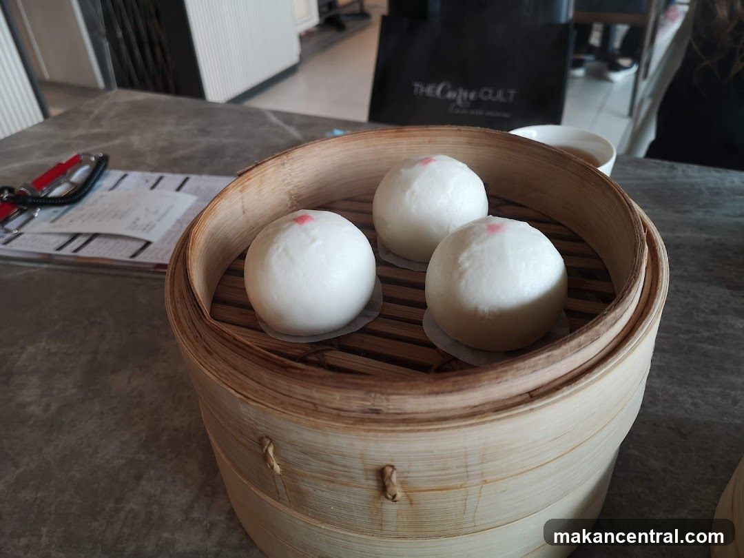 Steamed Dumplings in Bamboo Steamer