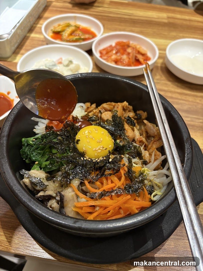 Korean Bibimbap Dish