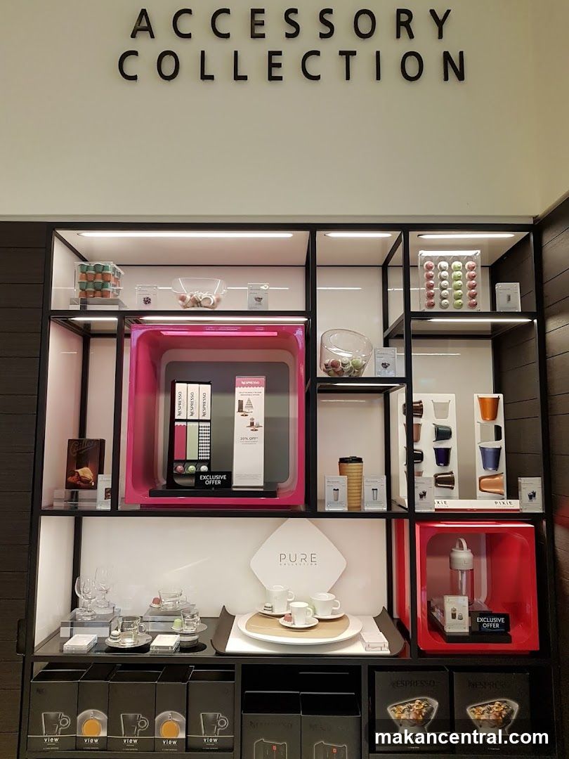 Accessory Collection Display