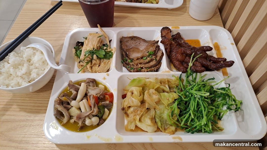 Meal served in restaurant