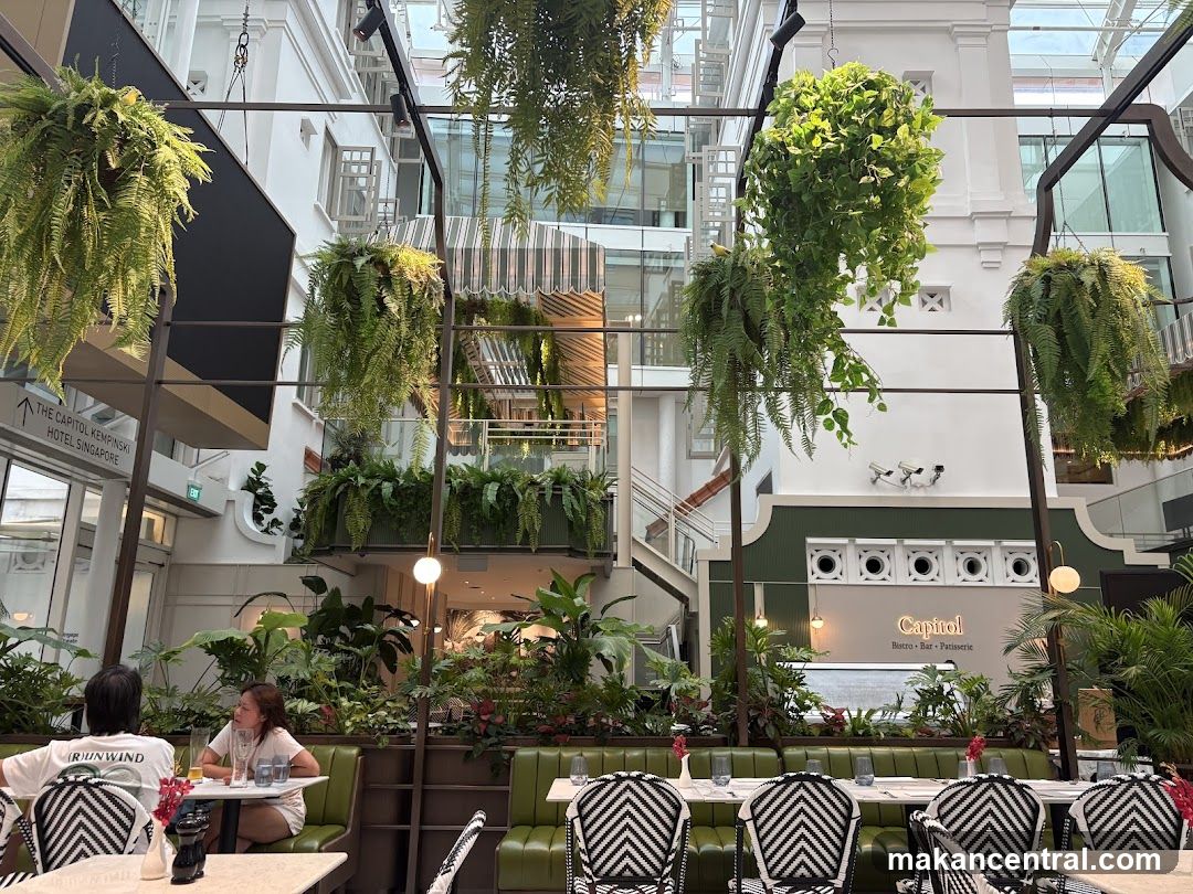 Capitol Restaurant Interior