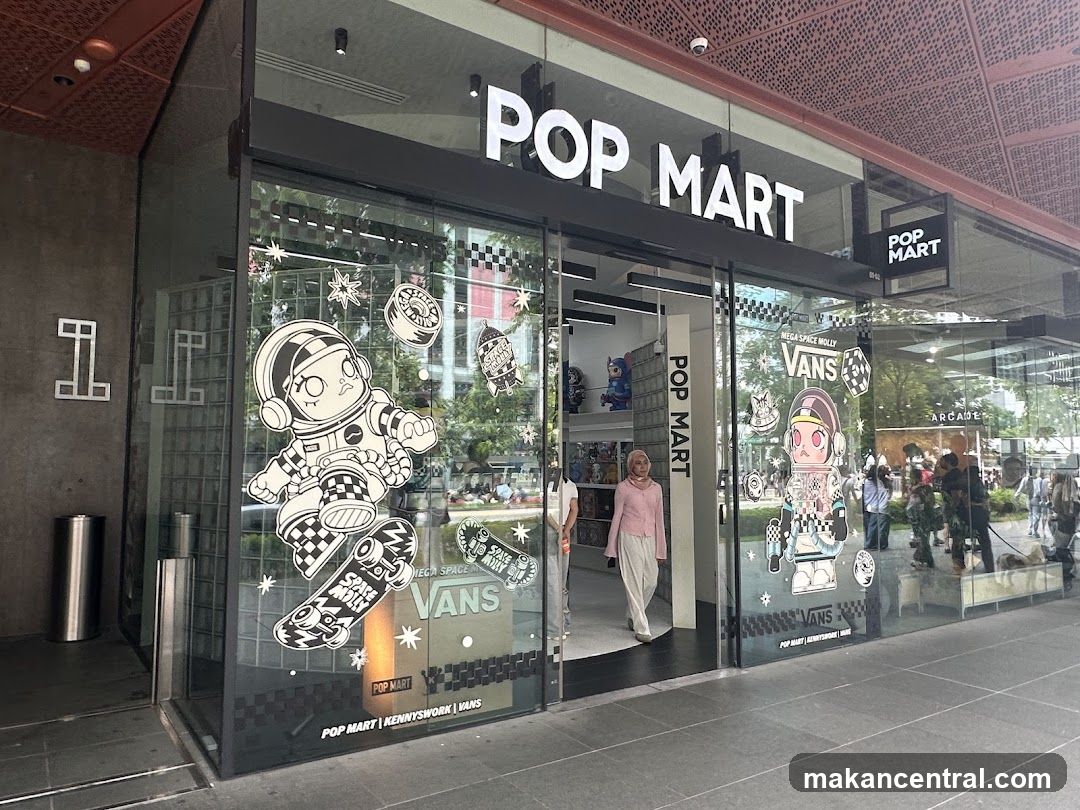 POP MART Funan
