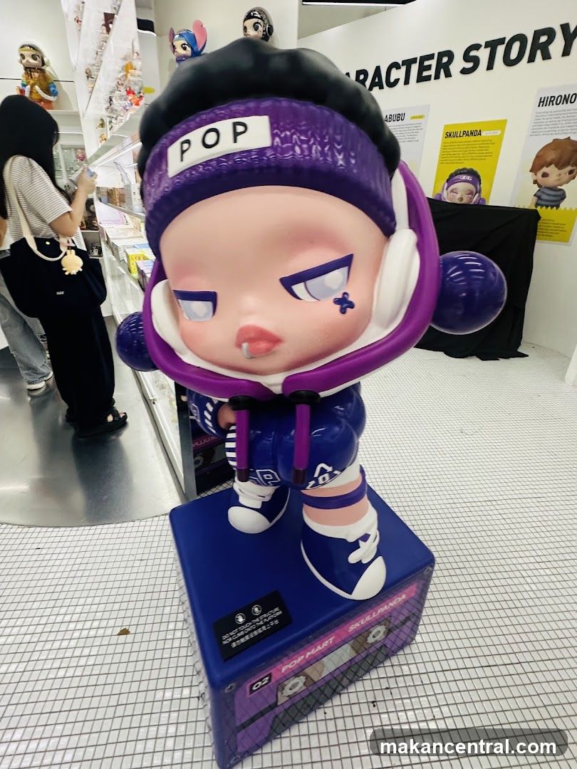 POP MART Store Interior