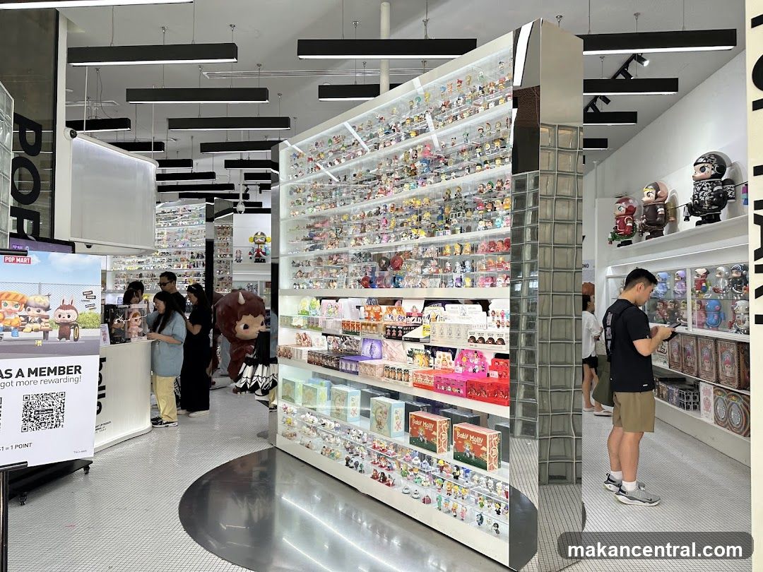 POP MART Store Interior