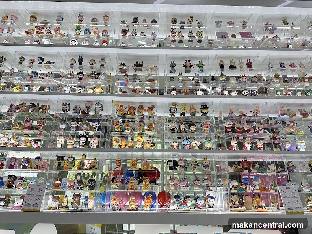 Toy Display Shelf