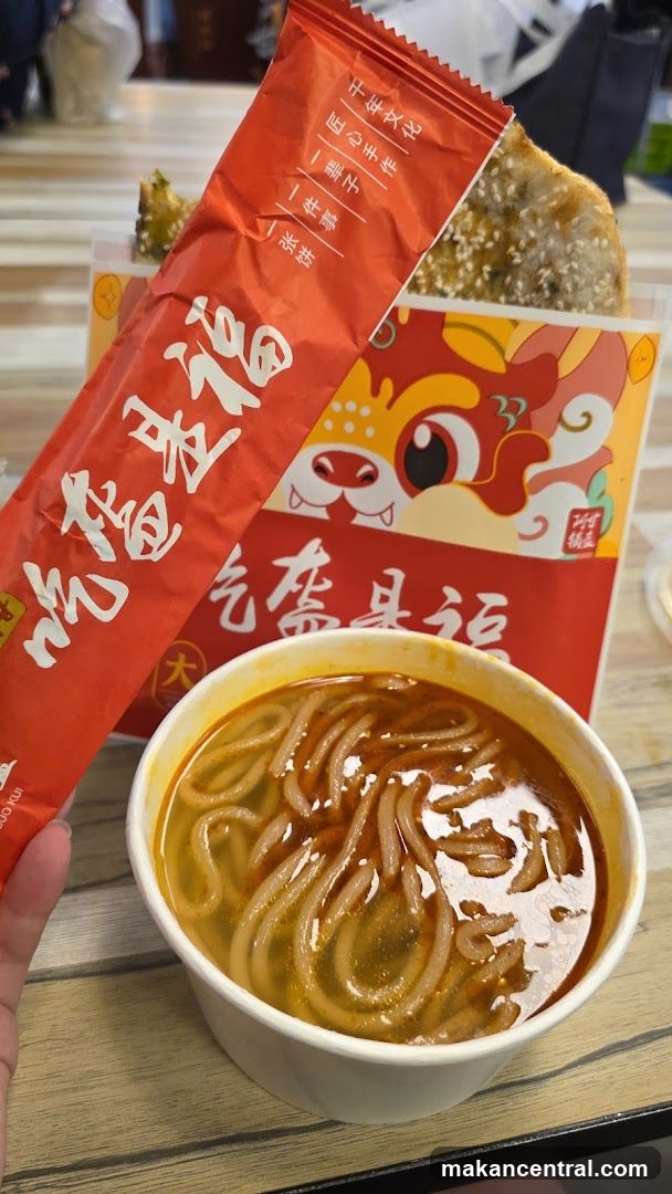 Food and packaging at a restaurant