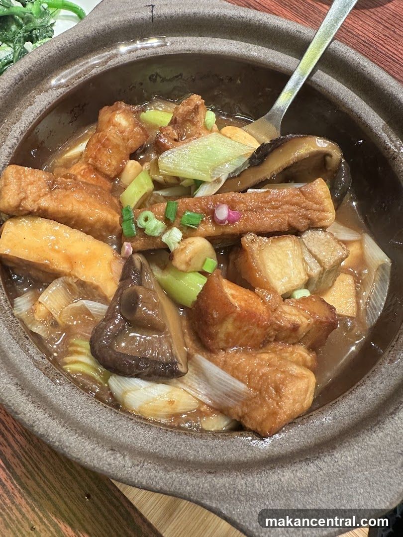 Stewed Dish in Clay Pot