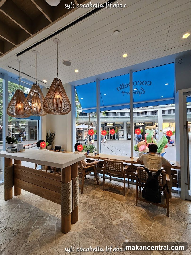 Cocobella Lifebar Interior