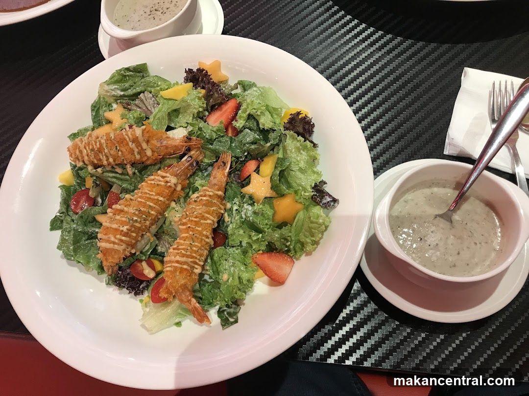 Salad and Soup Dish