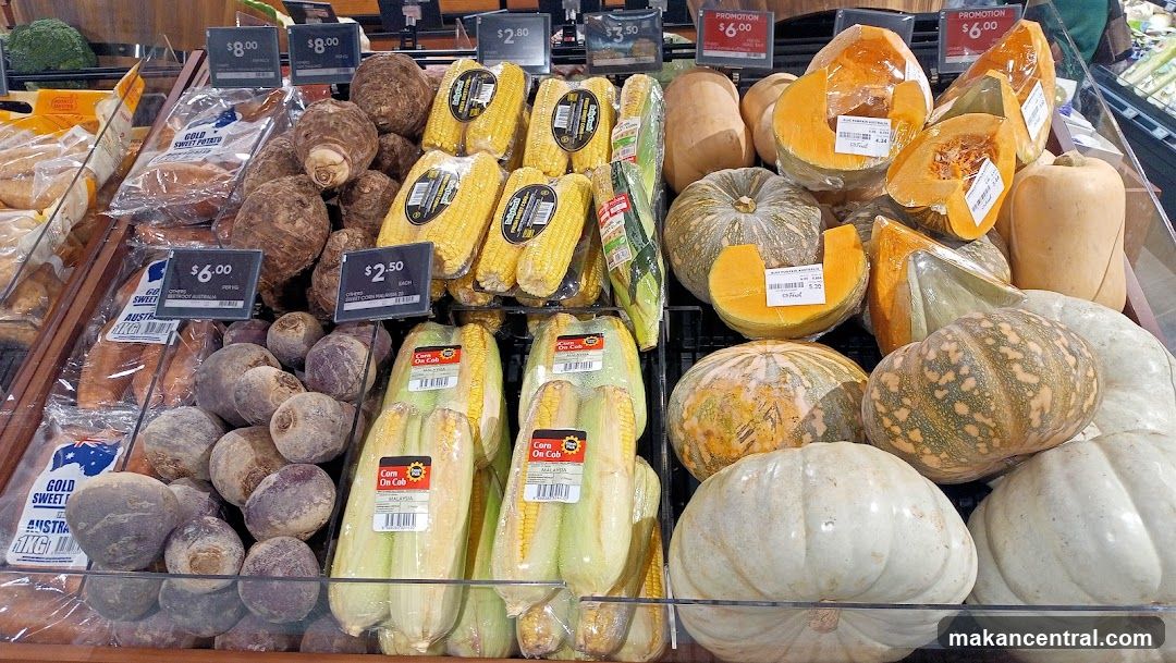 Grocery Produce Display