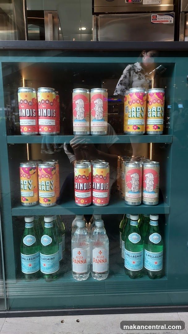 Refrigerated Beverage Display