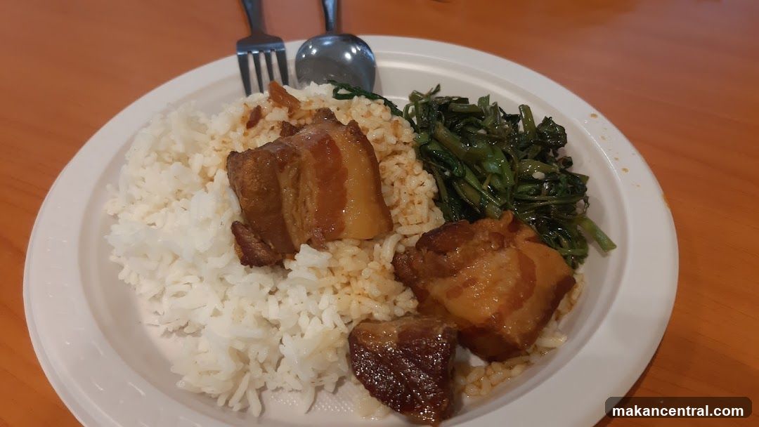 Ye Yint Cafe